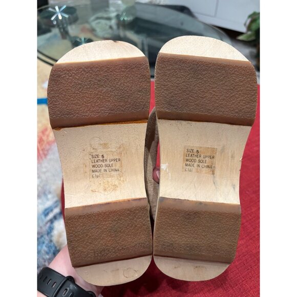 Traditional Japanese Geta Sandals Size 5 Leather Upper Wood Sole Beige - Picture 4 of 5